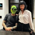 Ultimo Instagram - La gente ci guardava come fossimo due alieni …