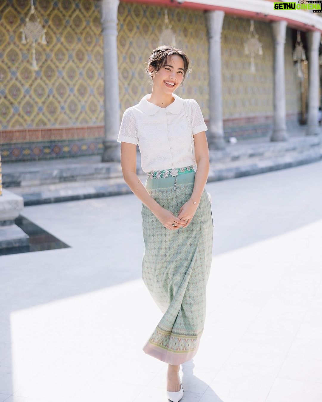 Urassaya Sperbund Instagram - เอาบุญมาฝากนะคะ 🙏🏻💕☺️