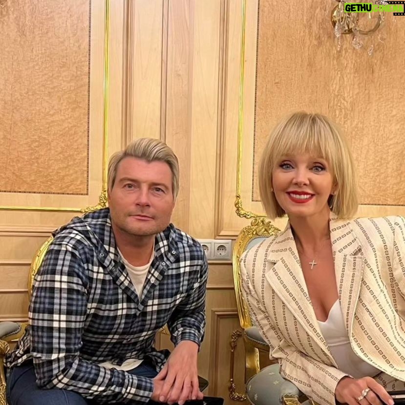 Valeriya Instagram - Колюня, дорогой мой светлый человек! С Днём рождения!!!! Живи, звучи, кайфуй! Спасибо, что ты именно такой. Пожалуйста, не меняйся! ♥️🎉🥰 @nikolaibaskov
