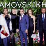 Valeriya Instagram - Бывают дни, когда нужно успеть и поработать, и друзей поддержать, а с декабрьскими пробками —это задача сложная. Но в тот день мы успели все, в том числе, посетить показ флагманских украшений Ювелирного Дома Чамовских @chamovskikhjh , который открыл в Москве в галерее Турандот свой первый магазин. @turandot.palace