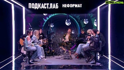 Valeriya Instagram - Сегодня на Первом канале в 01.20. "НЕФОРМАТ". Смотрите, слушайте, делитесь впечатлениями. @1tv @neformat_tv_ @karinakross @karna.val @antonlavrentiev @misha_marvin