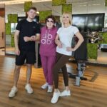 Valeriya Instagram - Три поколения семьи в одном спортзале. 😜 С моими любимыми @madamgalina27 @artemynik ❤️❤️❤️ Dubai, United Arab Emirates