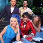 Valeriya Instagram - Сегодня наше жюри вот в таком составе: @lazarevsergey @fkirkorov @trodriguezzz @reginatodorenko Включайте НТВ в 22:00. В эфире снова шоу "Маска". @maskantv @ntvru @weitmedia @yuliasumacheva 🎭🎭🎭 Аксессуар для волос @boutique_no7 @платье @alexandermcqueen ❤️