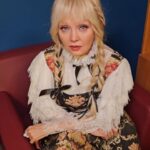 Valeriya Instagram - Друзья, масштабное шоу в честь в моего дня рождения 17апреля на сцене Live arena мы переносим на 3 октября. В сложившейся ситуации считаем это единственно правильным решением. Спасибо всем зрителям за понимание. Все купленные билеты действительны. Огромная благодарность моим друзьям-артистам за возможность найти новую дату. 🙏♥️ #livearena #tribute #трибьют @hammali @navaib @marikraimbrery @amirchiiik_ @misha_marvin @xoxolidayboy @l_one_mars @mmott23 @mona.chka @anetsai @kamazz_official @instasamka @klavacoca @nlo_stepa @akmalsvami @chris_yank @offi_hanna