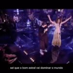 Vanessa da Mata Instagram - #TBT Mini-doc do programa Estúdio Ao Vivo MTV, com @charliebrownjr, dirigido pelo amado Miranda, exibido na @mtvbrasil em 2008. Minha banda com muito orgulho: @cesinhabaterista @davimoraesoficial @donatinhooficial @fernandocatatau @tibless e @_playoficial. Qual é o dueto favorito de vocês neste programa? #VanessadaMata #CharlieBrownJr