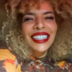 Vanessa da Mata Instagram - “Vida Não tome conta da minha vida Como se fosse a terra prometida Não reclame se eu montar no vento e nunca mais” 🔥 Fogo (Vanessa da Mata Álbum: 🥭 Vem Doce #VanessadaMata #VemDoce