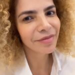 Vanessa da Mata Instagram - Os prêmios multishow para Elza Soares e @latingrammys para João Donato