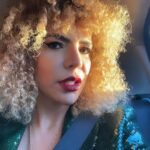 Vanessa da Mata Instagram - 🥭 A caminho do @fibesevilla para a cerimônia do @latingrammys 2023. O álbum VEM DOCE está concorrendo na categoria Melhor Álbum de MPB.🥭🐦 @latingrammys @tapairportugal #EquipeVDM #VanessadaMata #VemDoce #latingrammy Sevilla, Spain