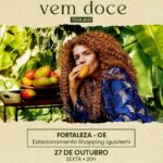 Vanessa da Mata Instagram - 🥭Atenção, passarinhos de Fortaleza e região! Dia 27 de outubro, sexta-feira, é a estreia cearense do show “Vem Doce” no estacionamento do Shopping Iguatemi. Os ingressos estão à venda no @achetickets. Marquem nos comentários os familiares e passarinhos amigos e venham se divertir com a gente. 🎶 Tá chegando!!! 👉 Agenda completa e ingressos no link da bio ou no site www.vanessadamata.com.br #VanessadaMata #VemDoce #TurnêVemDoce #Fortaleza Shopping Iguatemi Fortaleza