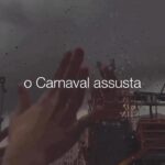 Vanessa da Mata Instagram - O Carnaval de Salvador em 2024 alcançou marcos significativos, conforme estimativas da Secretaria de Turismo do Estado (Setur-BA). Cerca de 3 milhões de visitantes circularam na capital baiana e em 87 cidades do interior, injetando um montante recorde de R$ 6,6 bilhões na economia. A CNC (Confederação Nacional do Comércio de Bens, Serviços e Turismo) estima que Minas Gerais deve faturar R$ 5,3 bilhões com o Carnaval 2024. O campeão de faturamento das atividades turísticas no mês do carnaval deve ser São Paulo, com expectativa de R$ 16,3 bilhões, seguido pelo Rio de Janeiro, com R$ 5,3 bi. Vídeo: Repost @gerocamilo