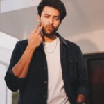 Varun Tej Instagram - Monday Mood. #OperationValentine #Promotions . . . . . . Styled by - @ashwin_ash1 & @hassankhan_3 Styling team - @ahmedxmirza Wearing - @michealkors Shot by - @pranav.foto