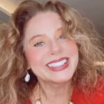 Vera Fischer Instagram - . 🌠♥️🎄🥰💫🌠 Feliz Natal Dessa sua Vera