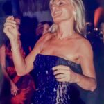 Vera Fischer Instagram - . Guaratiba 💫 Festa de 50 anos ✨✨ #TBTdaVeraFischer Ilha de Guaratiba - Rio de Janeiro