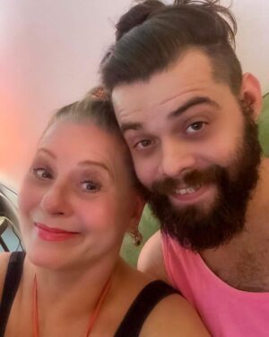 Vera Fischer Instagram - .
🎉 Hoje é Dia Dele 🎊
❤️ Gabrielzinho ❤️
Muita saúde, paz, sucesso e toda felicidade que houver no mundo, meu filho amado 🥰
Te amo ♾️
🙌♐️🙌♐️🙌♐️🙌