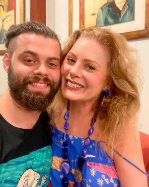 Vera Fischer Instagram - .
🎉 Hoje é Dia Dele 🎊
❤️ Gabrielzinho ❤️
Muita saúde, paz, sucesso e toda felicidade que houver no mundo, meu filho amado 🥰
Te amo ♾️
🙌♐️🙌♐️🙌♐️🙌