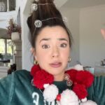 Veronica Merrell-Burriss Instagram – Holiday planning be like… I’m Booked!🗓️🎄🎅🏼