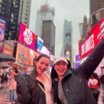 Veronica Merrell-Burriss Instagram - Spotted: Nessa & Roni in NYC🗽 Why’d they return? Send me all the deets. And who am I? That’s the secret I’ll never tell. —XOXO, Gossip Girl💋 Times Square New York