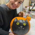 Veronica Merrell-Burriss Instagram - 10/10 recommend painting pumpkins with your best friend 🎨🎃👩🏻‍🎨