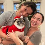 Veronica Merrell-Burriss Instagram - Couldn’t let December slip by without posting our pictures with Santa❤️