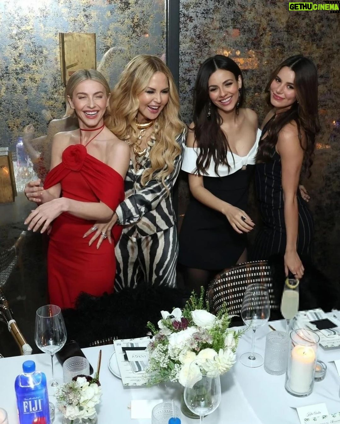 Victoria Justice Instagram - Lovely evening w/ the ever fabulous @rachelzoe & @curateur .Always inspiring to be in a room filled w/ such fierce and fabulous women 🖤