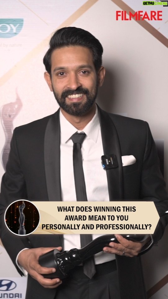 Vikrant Massey Instagram - Man of the hour, #VikrantMassey conveys his heartfelt emotions on winning the award for Best Actor Critics' for #12thFail at the 69th #HyundaiFilmfareAwards2024 with #GujaratTourism. ❤️ Watch #FilmfareOnZeeTV, Sun, 18th Feb, 9 PM onwards. @hyundaiindia @gujarattourism @adhawking