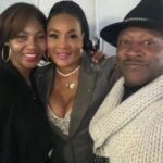 Vivica A. Fox Instagram - Happy Blessed Sun Dawlings! #SUNSMILES I was so HONORED 2 introduce my boy @garygthangjohnson at his AMAZING @watchallblk comedy special! "GTHANG" I'm soo PROUD of u as we go back like kool-aid! U KILLED IT! Great to see family @joetorry & @chrystaltorry1 Viv's Rocking @cinqasept jacket @aminamuaddi boots Thankx @lailasaghian @fashionnova jeans @Candyice hoops @kaybutterfly necklace compliments of CUZIN @mscris1117 Makeup/Pix @lbbeautybar Hair @kenyaonhair #LifeIsGood #GodIsGood #Blessed #Respect #GurlPower #VivicaFoxHair #TeamVivica #TeamFox #MyGrindDontStop #LegitimateCareers #BossMoves #LoveWins #FRIENDS4LIFE #Comedy #ClassicBadChicks 🔥🖤💖🤴🏽👸🏽🤑🔥 Los Angeles, California