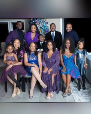 Vivica A. Fox Instagram - TGIF Dawlings! #FabFri pix w my FABULOUS LA SQUAD! "Merry Christmas" from @msvfox & my BEAUTIFUL Godbabies @quinny_gram Parents @quinny_gram @indiathomasofficial GlamMa #SheilaWills @princessimanjoelle Parents @coachcherif @loveazja #Love Parents @ciarracarter #Paul Xmas tree @troyraydesigns Pix by @rrayimages Viv's Rocking @retrofete sweater dress @giuseppezanotti boots @candyicejewelry Makeup @lbbeautybar Hair @kenyaonhair #LifeIsGood #GodIsGood #Blessed #Respect #GurlPower #VivicaFoxHair #TeamVivica #TeamFox #MyGrindDontStop #LegitimateCareers #BossMoves #LoveWins #GODMOMMY #ClassicBadChicks 🔥🖤💜💙👸🏽🤴🏾🌲🥰🤑🔥