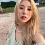 Wheein Instagram - 유후 !