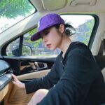 Wheein Instagram - 난 이제 지쳤어요 땡볕~ 땡볕