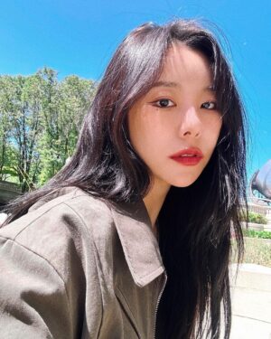 Wheein Instagram - 