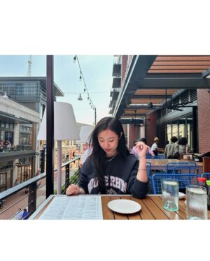Wheein Instagram - 산책입니다만 !