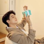 Wongravee Nateetorn Instagram - Unlocking hearts with a little blue box on this Valentine's 🩵 @tiffanyandco #ATiffanyValentinesDay #TiffanyPartner