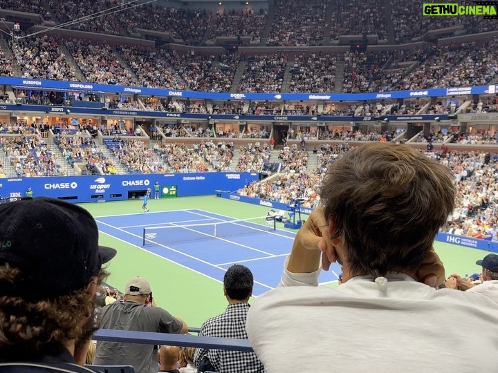 Xolo Mariduena Instagram - I’m not gonna say we were drinking honey deuces all day but…thank you @cadillac. You brought the baddest Doubles Team to ever hit SoCal. It’s always been a dream to come watch these games. 🎾💚 US Open