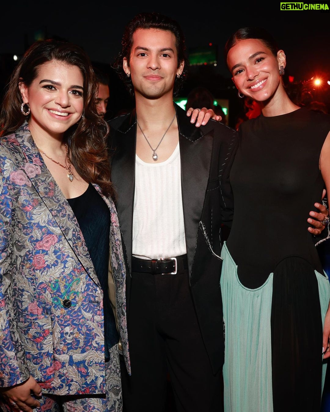Xolo Mariduena Instagram - Thank you @variety for a wonderful night! So grateful to be alive at the same time as all of the inspiring people being celebrated yesterday, but especially Remi Wolf. 🤵🏾 @balmain @ugomozie