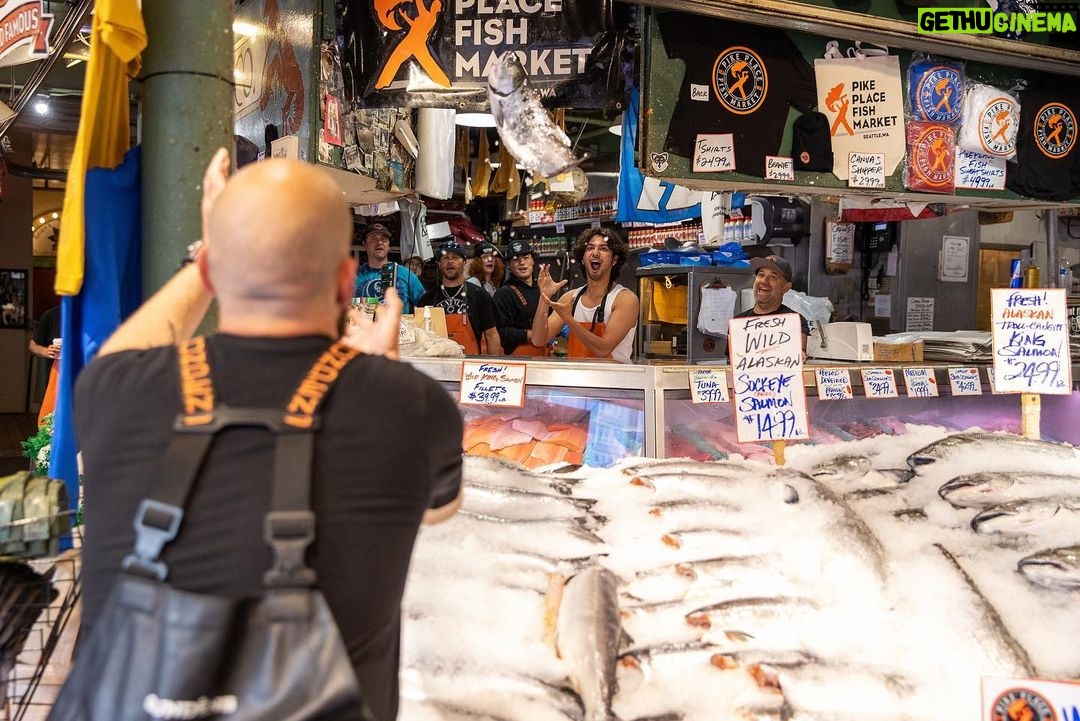 Xolo Mariduena Instagram - Thank you for a wonderful 24hrs Seattle. Chowder is unmatched. Fish mongering unparalleled.