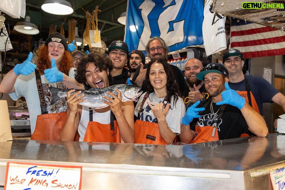 Xolo Mariduena Instagram - Thank you for a wonderful 24hrs Seattle. Chowder is unmatched. Fish mongering unparalleled.
