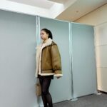 Yuko Araki Instagram – 昨日は朝から王様のブランチに生出演させていただきました‼︎
午後は買い物の達人にも出させていただいて収録が誕生日の日だったこともありお祝いもしていただいて🥹ありがとうございました✨

私服
knit : @nknit_official 
shoes : @sacaiofficial × @niketokyo 
jacket : @randeboo_official