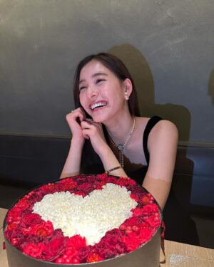 Yuko Araki Instagram - 🌹♡

まだまだ余韻に浸ってしまう☺️♡
おやすみなさい‼︎