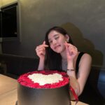Yuko Araki Instagram - 🌹♡ まだまだ余韻に浸ってしまう☺️♡ おやすみなさい‼︎