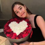 Yuko Araki Instagram - 🌹♡ まだまだ余韻に浸ってしまう☺️♡ おやすみなさい‼︎