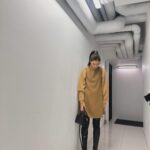 Yuko Araki Instagram - 私服♡ jacket : @sacaiofficial dress : @storieshongkong knit : @storieshongkong boots : @dior bag : @dior #fashion #ootd #dior #pr