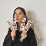 Yuko Araki Instagram - いよいよ明日、、ファンミーティング本番ですね🥺🩷 ファンミーティングS席チケット購入者の方のみ撮影できる、オリジナルデザインのイラストが入ったオリジナルデザインの #MirrorSnap いろんなデザインを出していただいたのですがどれも可愛くて絞るのが難しかった、、🥺✨ 選べるデザインは"4種類"になります🥺❤️