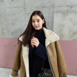 Yuko Araki Instagram - 皆様今日もお疲れ様でした☺️♡ 撮影の日の私服🧣 dress : @therow boots : @pippichic_official bag : @dior #fashion #ootd #私服 #PR