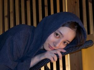 Yuko Araki Instagram - "あらきあるき" で訪れた 里山十帖 THE HOUSE SENさんのサウナ🧖‍♀️にて最高でした☺️❤️

おやすみなさい💤

#あらきあるき #サウナ