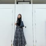 Yuko Araki Instagram - お仕事の日の私服♡ with 明太重♡ dress : @merlettenyc tops : @todayful_ bag : @dior #fashion #ootd #supportedbydior