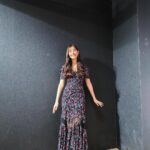 Yuko Araki Instagram - カレンダーのお渡し会ありがとうございました♡ 久しぶりに来てくれる方から初めての方もたくさん来てくださってとっても嬉しかったです🥺💓 素敵な時間をありがとうございました☺️♡ 明日は福岡です‼︎来てくださる方お楽しみにー♡ 素敵な衣装とヘアメイクありがとうございます❤️ makeup : @tomoe___nakayama styling : @nattunki dress : @fetico_official