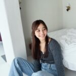 Yuko Araki Instagram - 明日はいよいよカレンダーお渡し会 in大阪🐙♡ 来てくださる方はお気をつけてお越しくださいね☺️ 久しぶりの地方イベントとっても楽しみ💓 会場では、昨年のファンミーティングのオリジナルグッズも3/31まで期間限定販売してます！