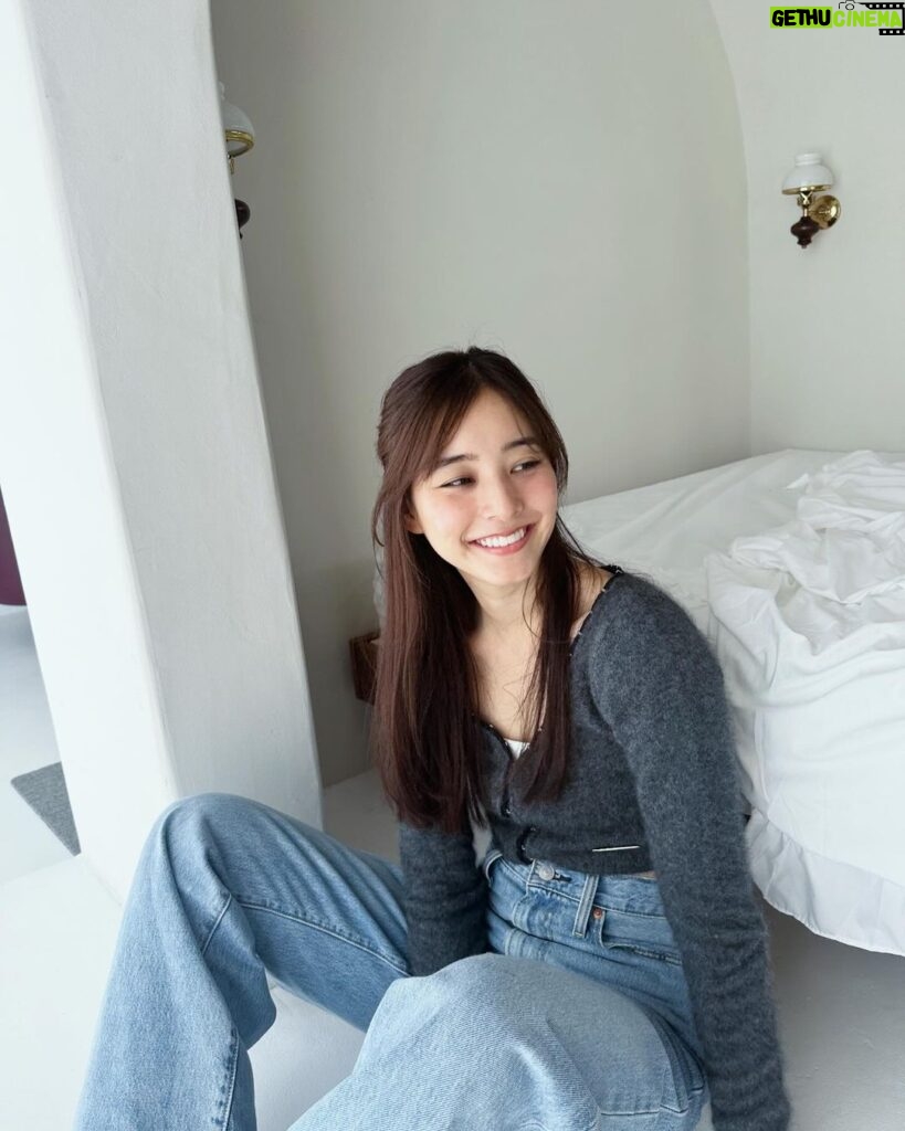 Yuko Araki Instagram - 明日はいよいよカレンダーお渡し会 in大阪🐙♡ 来てくださる方はお気をつけてお越しくださいね☺️ 久しぶりの地方イベントとっても楽しみ💓 会場では、昨年のファンミーティングのオリジナルグッズも3/31まで期間限定販売してます！