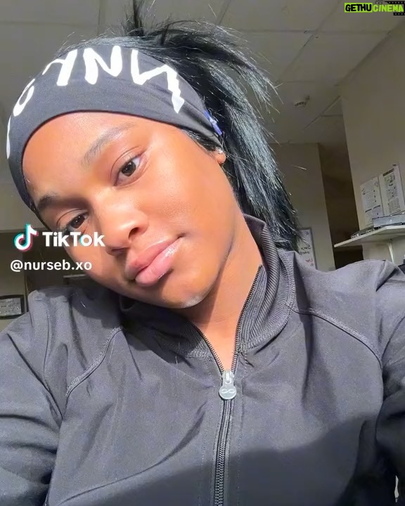 Yung Miami Instagram - S/O to all the baddies that accepted my challenge 😍😍😍😍😍 MAMA YOU PRETTY WITH NO MAKEUP #nomakechallenge #CFWU