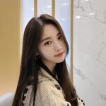 Yura Instagram - 앗 오늘 벌써 기상청 하는날이예요💙 3화본방 같아봐요옹😊